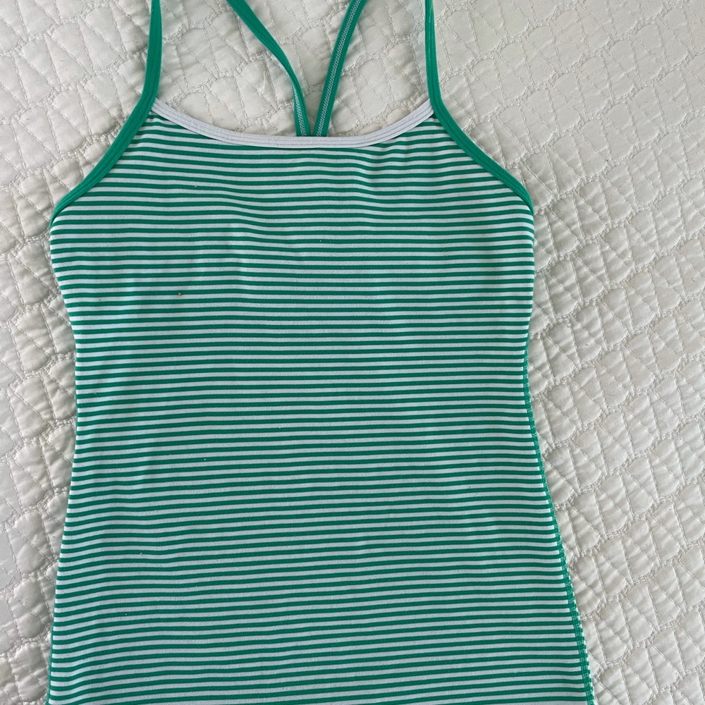 Lululemon tank • Size 4 - Picture 5 of 6